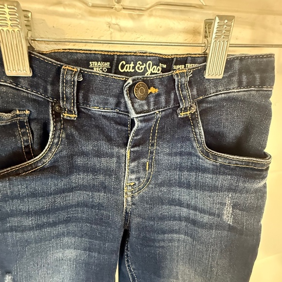 Cat & Jack Dark Wash with Fading Stretchy Straight Cut Kids' Jeans Size: 5T - Picture 2 of 7